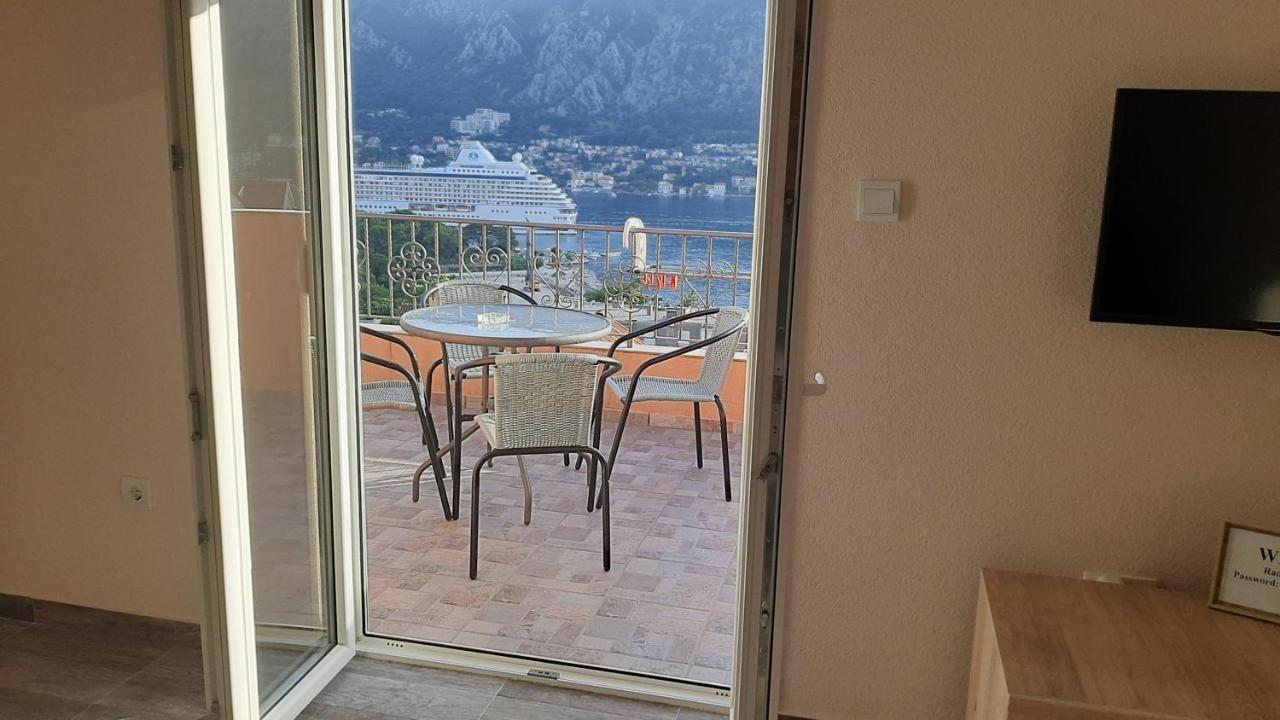 Apartments Krivokapic Kotor Bagian luar foto