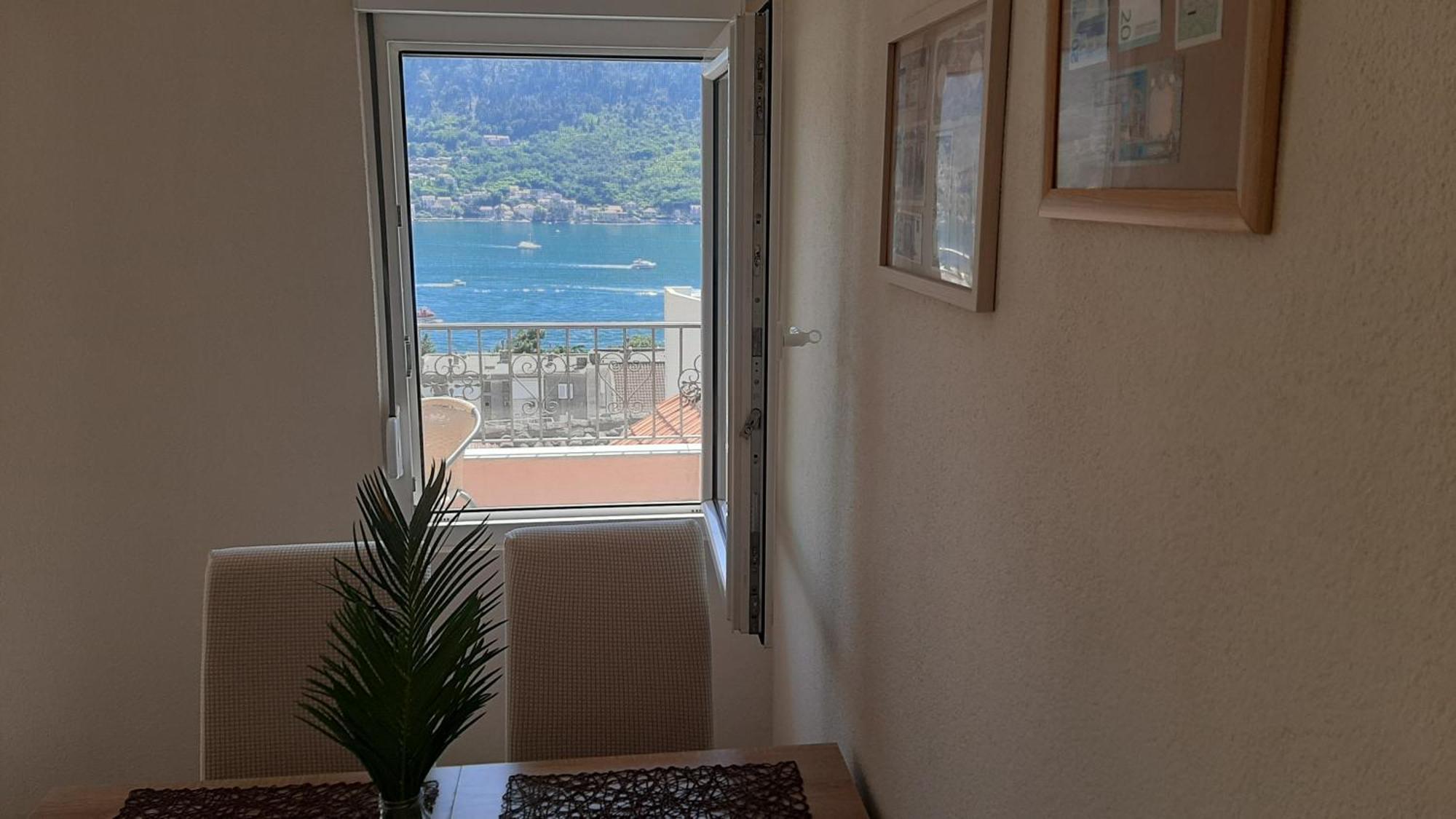 Apartments Krivokapic Kotor Bagian luar foto
