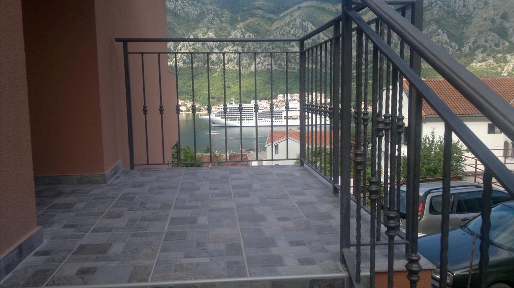 Apartments Krivokapic Kotor Bagian luar foto